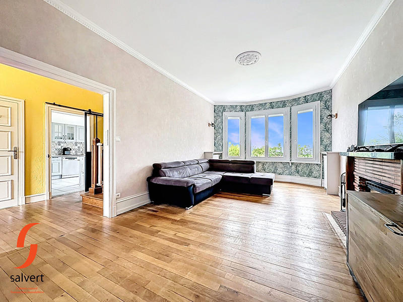 Maison - 141 m² - 6 pièces