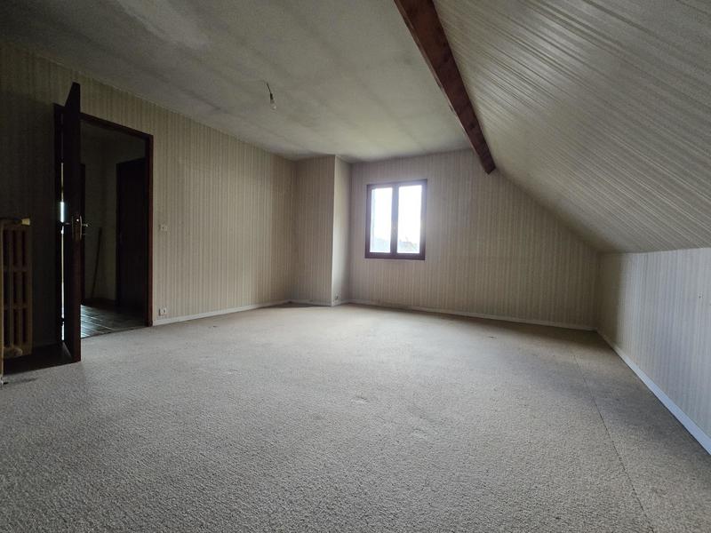 Maison - 92 m² - 4 pièces