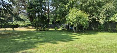 Terrain constructible - 870 m²