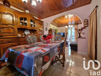 Maison - 88 m² - 5 pièces