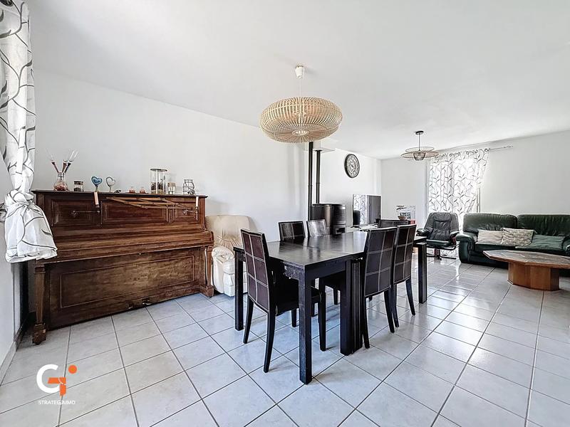 Maison - 101 m² - 6 pièces