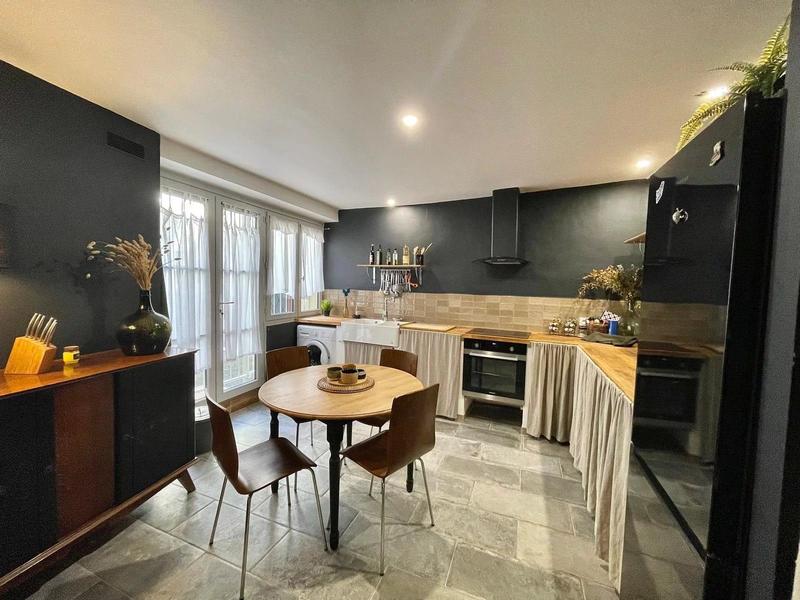 Maison traditionnelle - 105 m² - 5 pièces