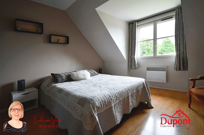 Maison - 185 m² - 7 pièces