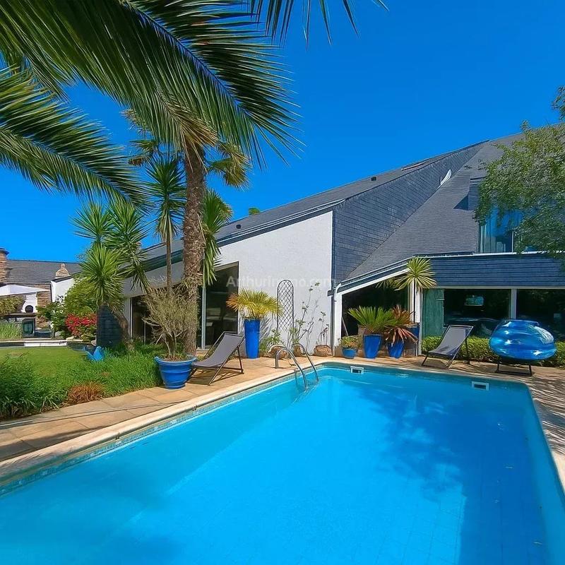 Maison - 187 m² - 7 pièces