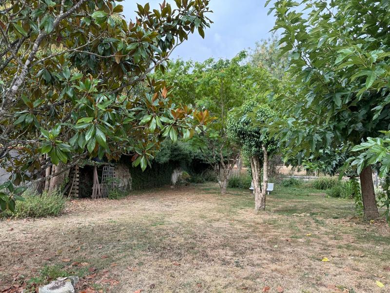 Maison - 433 m² - 10 pièces