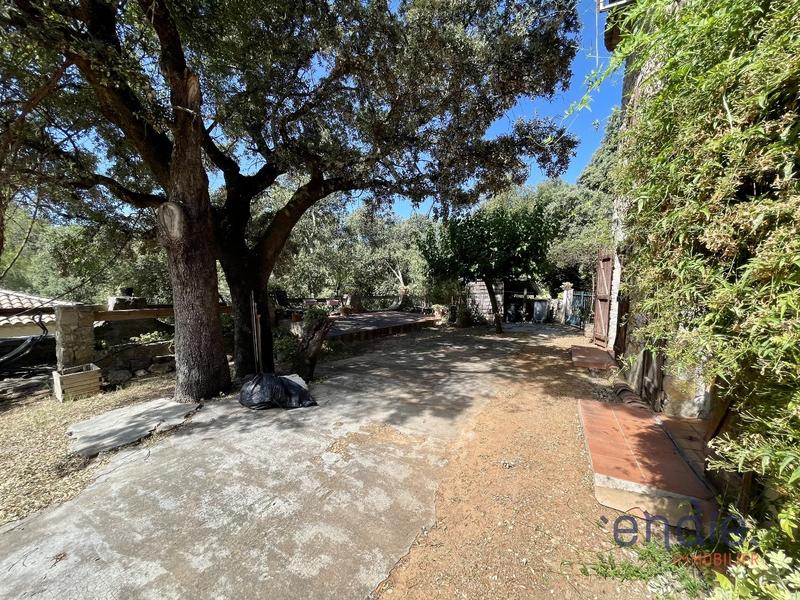 Maison - 180 m² - 5 pièces