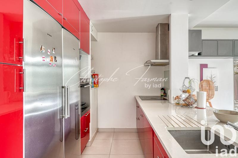 Appartement - 80 m² - 4 pièces