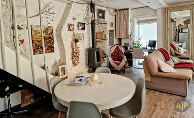 Maison - 90 m² - 4 pièces