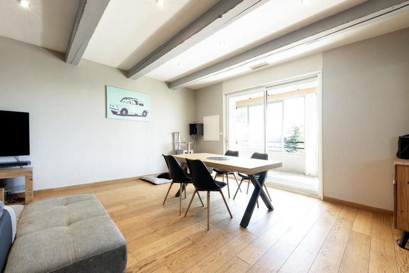 Maison - 252 m² - 5 pièces