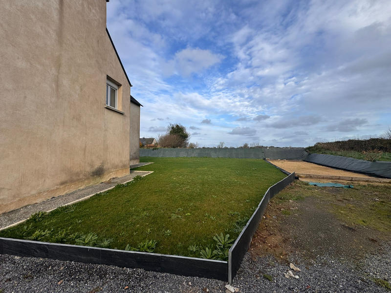 Maison - 104 m² - 4 pièces