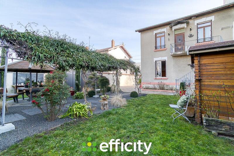 Maison - 193 m² - 8 pièces