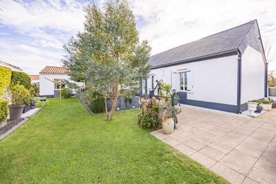 Maison - 182 m² - 7 pièces