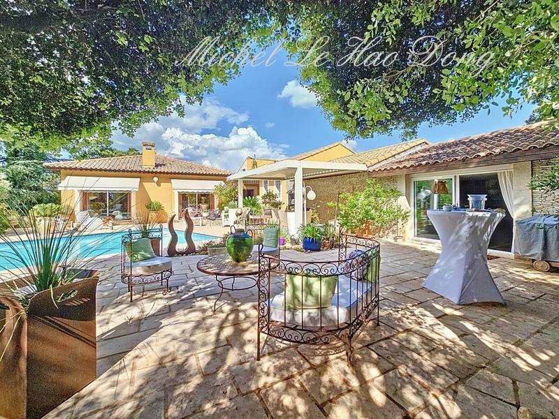 Maison - 166 m² - 5 pièces