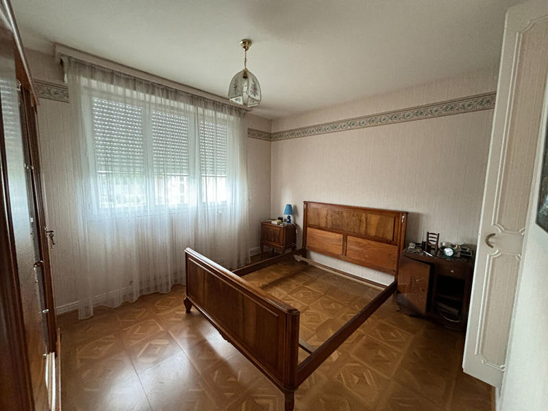 Maison - 295 m² - 12 pièces