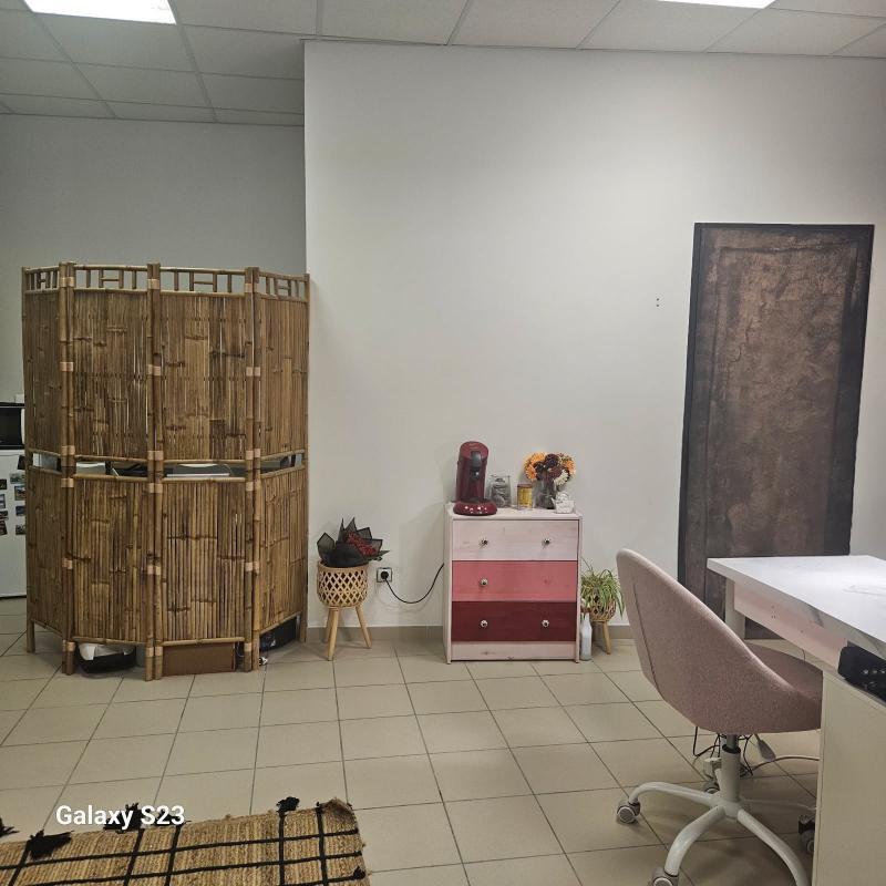 Bureau - 32 m² - 1 pièce