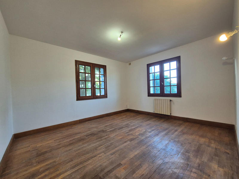 Maison - 102 m² - 4 pièces