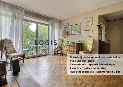 Appartement - 132 m² - 8 pièces
