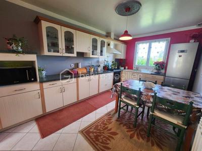 Maison traditionnelle - 173 m² - 7 pièces