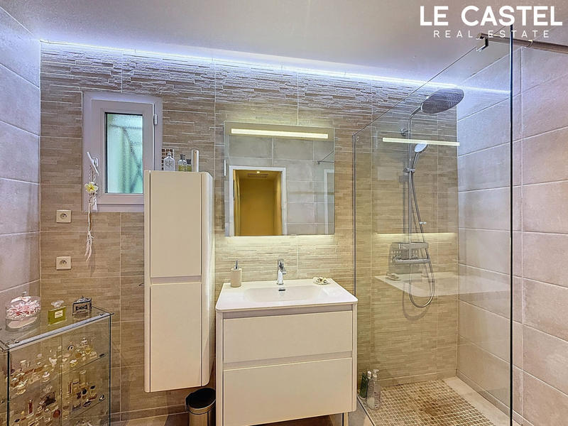 Maison - 162 m² - 6 pièces