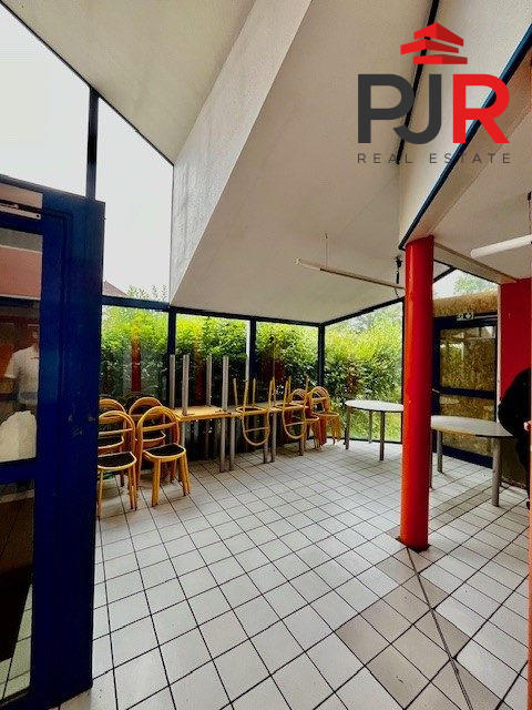 Local commercial - 900 m²