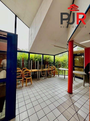 Local commercial - 900 m²