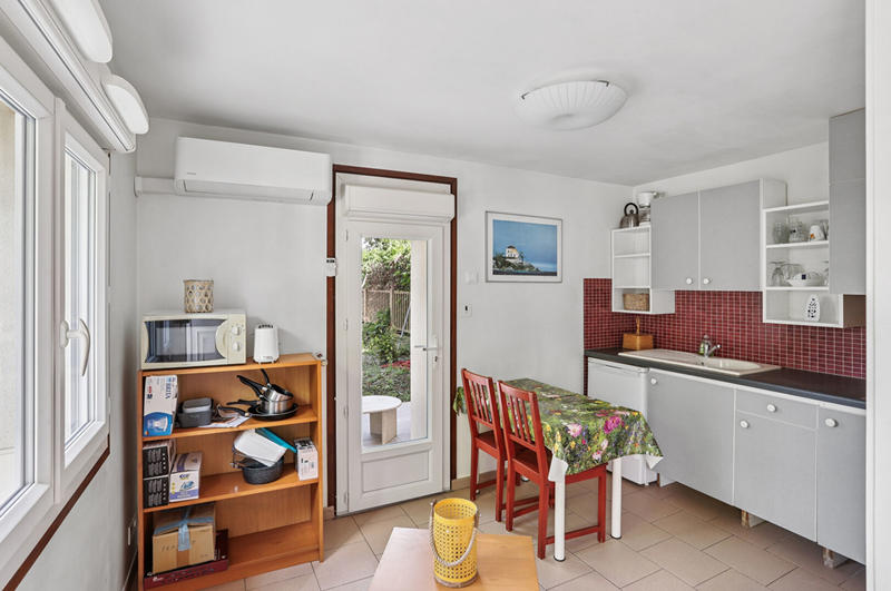 Maison - 285 m² - 10 pièces