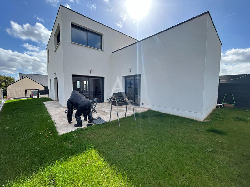 Maison - 198 m² - 5 pièces