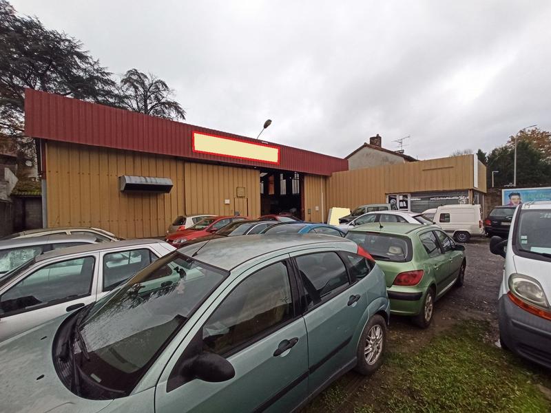 Local commercial - 615 m²