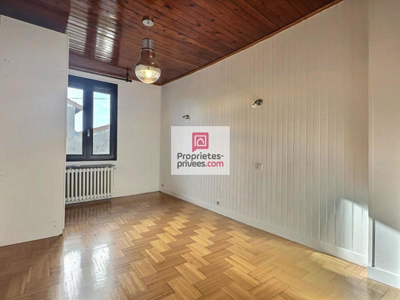 Maison - 177 m² - 6 pièces