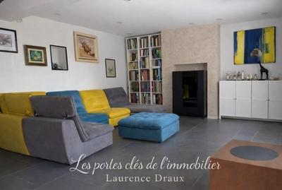 Maison - 150 m² - 5 pièces