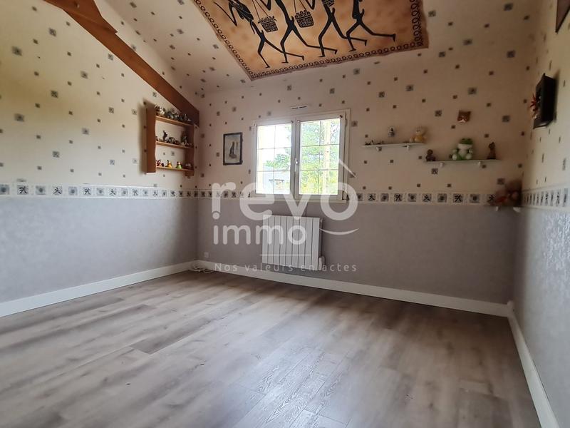 Maison - 159 m² - 8 pièces