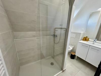 Chambre - 13 m² - 1 pièce