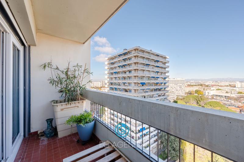 Appartement - 82 m² - 4 pièces