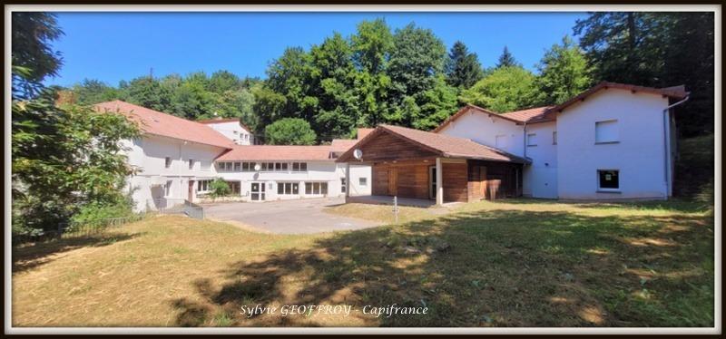 Ferme - 1 400 m² - 50 pièces