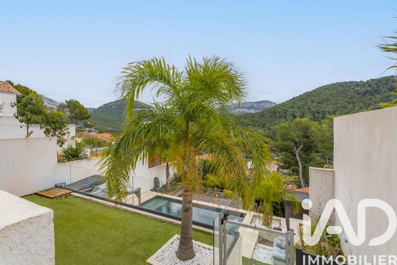 Maison - 142 m² - 6 pièces