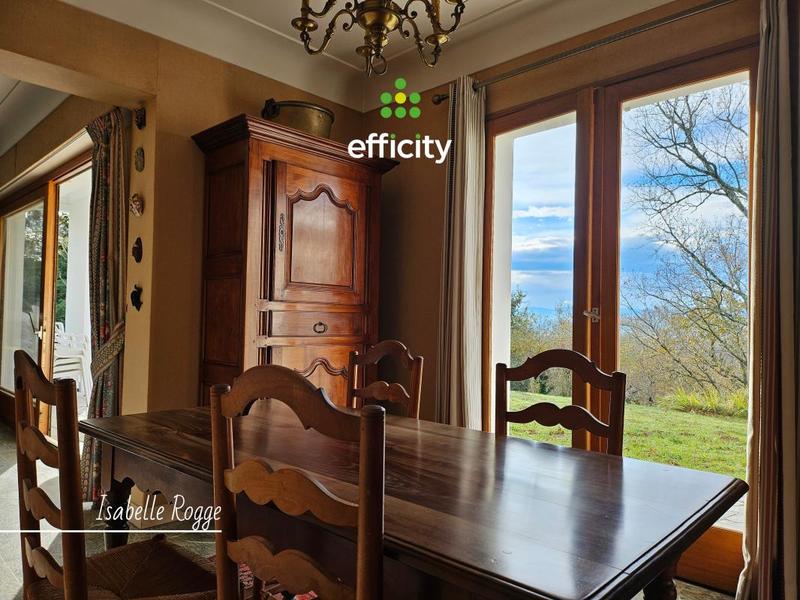 Maison - 161 m² - 6 pièces