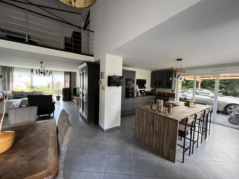 Maison - 501 m² - 22 pièces