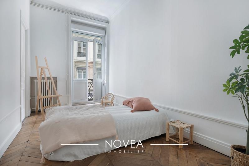 Appartement - 120 m² - 4 pièces