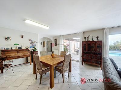 Villa - 159 m² - 5 pièces