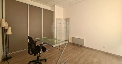 Bureau - 43 m² - 2 pièces