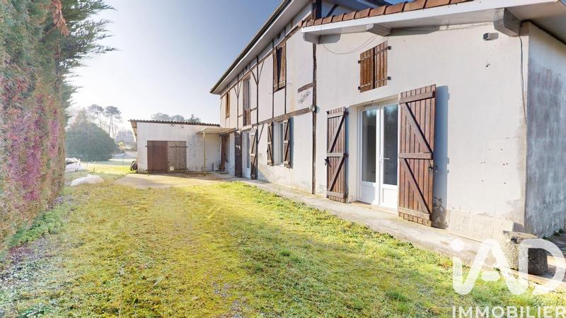 Maison - 185 m² - 8 pièces