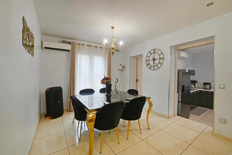 Maison - 150 m² - 5 pièces