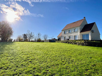 Maison - 160 m² - 6 pièces