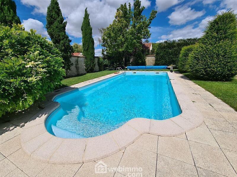 Maison - 191 m² - 7 pièces