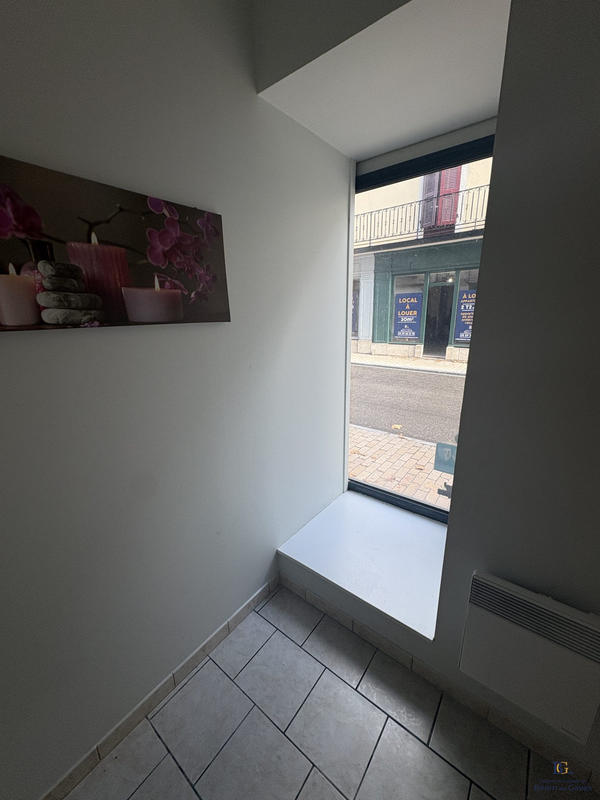 Local d'activités - 30 m² - 2 pièces