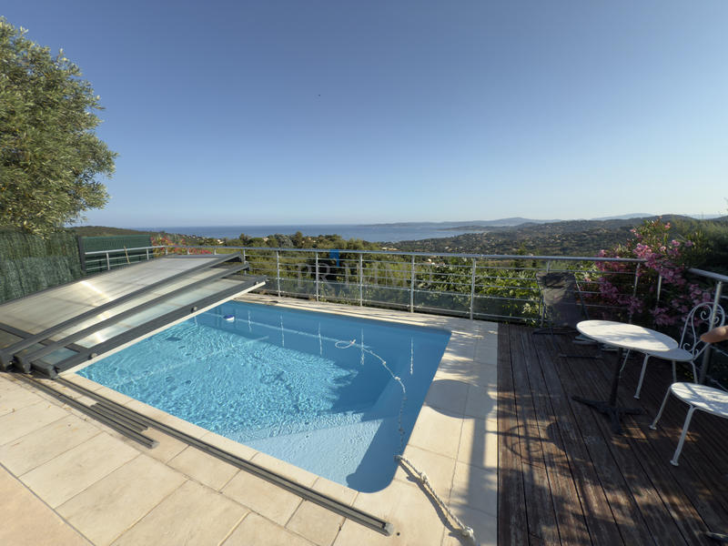 Maison - 91 m² - 5 pièces