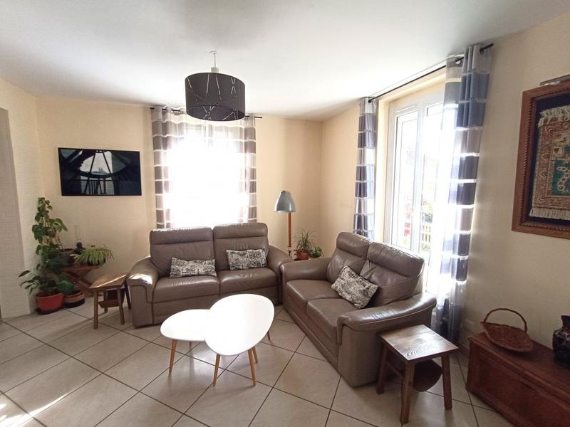 Maison - 161 m² - 5 pièces