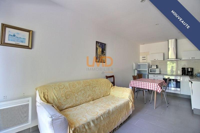 Immeuble - 350 m² - 21 pièces