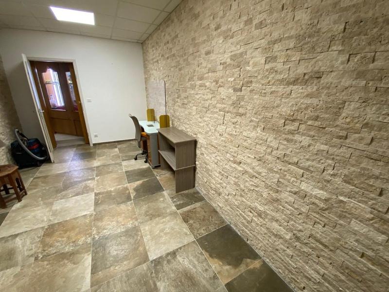 Fonds de commerce - Magasins - 108 m²