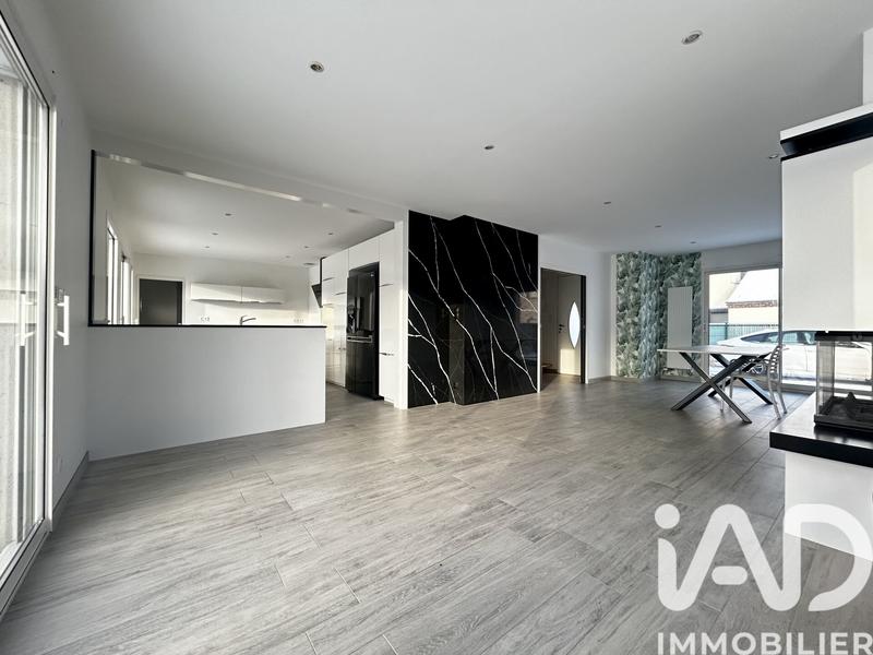 Maison - 126 m² - 5 pièces